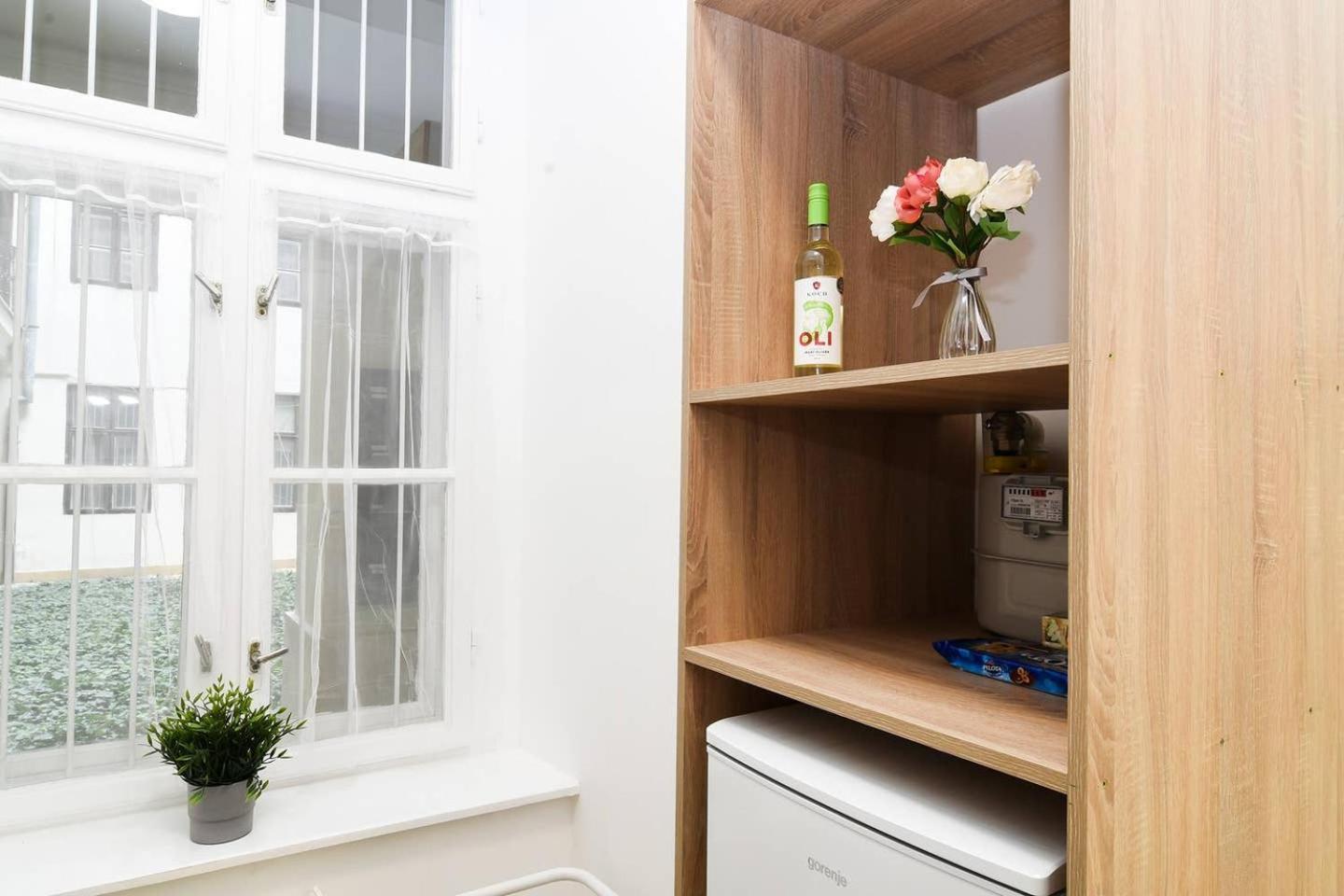 Very Central Apartment Close To Basilica บูดาเปสต์ ภายนอก รูปภาพ